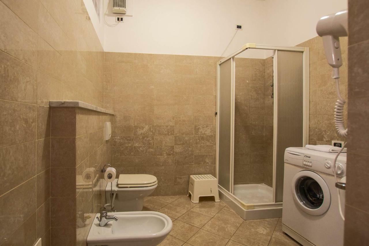 フィナーレ・リーグレ Residenza Adelaideアパートホテル エクステリア 写真